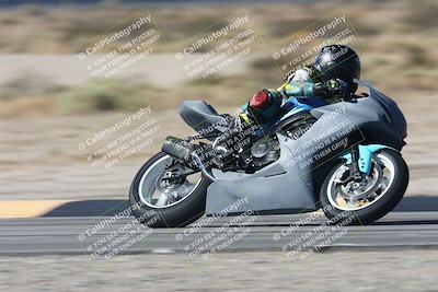 media/Sep-20-2025-Race Pace (Sat) [[d4e1b33f4d]]/Verified/Turn 14 (930am)/